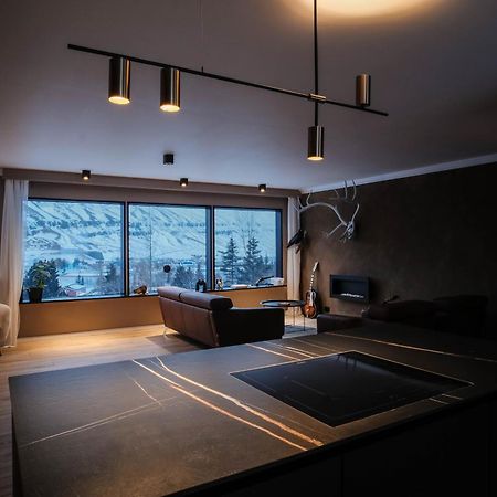 Botnahlid Villa, Mountain And Town Views And Outdoor Sauna Seyðisfjörður Buitenkant foto